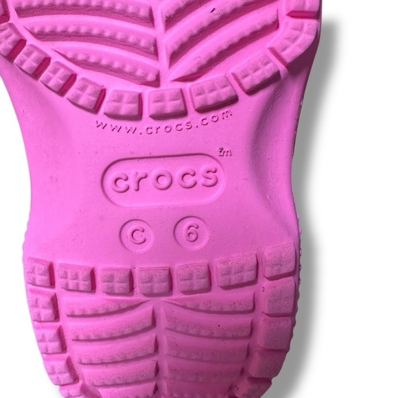 Hello Kitty Crocs Clog Pink Toddler Size 6 - Picture 10 of 10